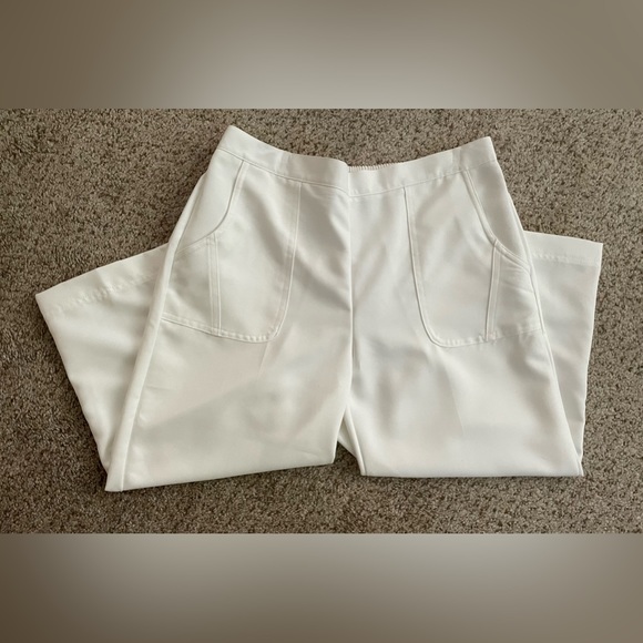 Alfred Dunner Capris - Picture 1 of 3